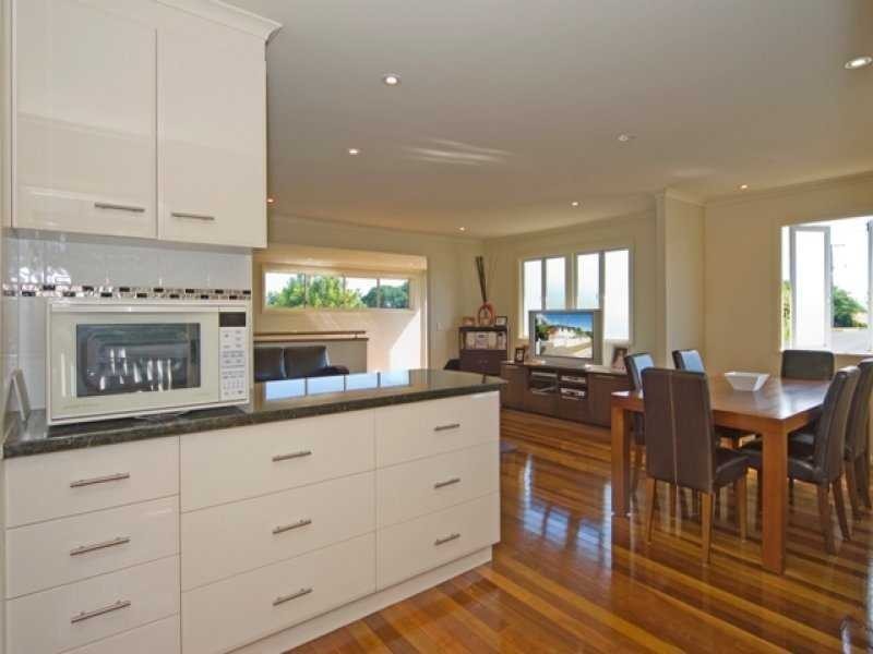 59 Glebe Road, Newtown QLD 4305