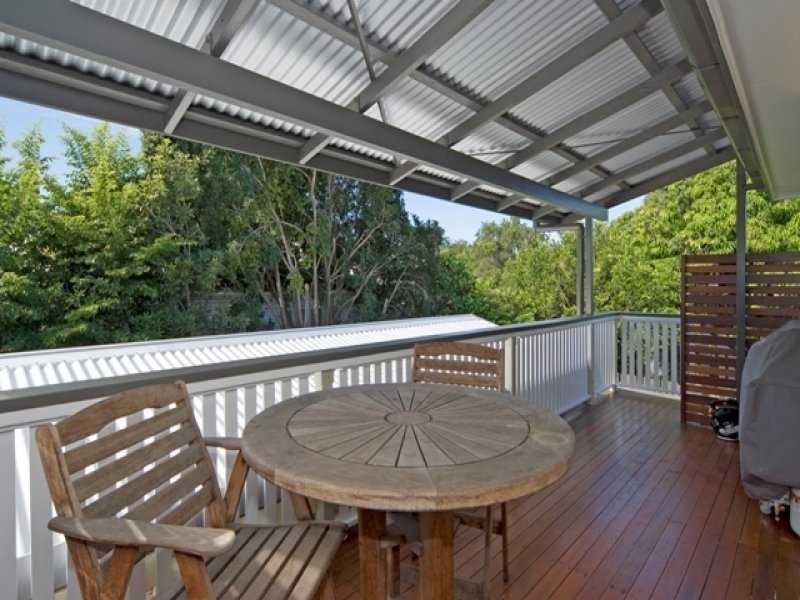 59 Glebe Road, Newtown QLD 4305