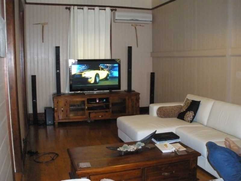 7 W M Hughes Street, North Ipswich QLD 4305