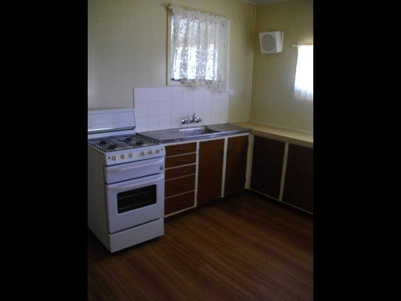 5 Clay Street, West Ipswich QLD 4305