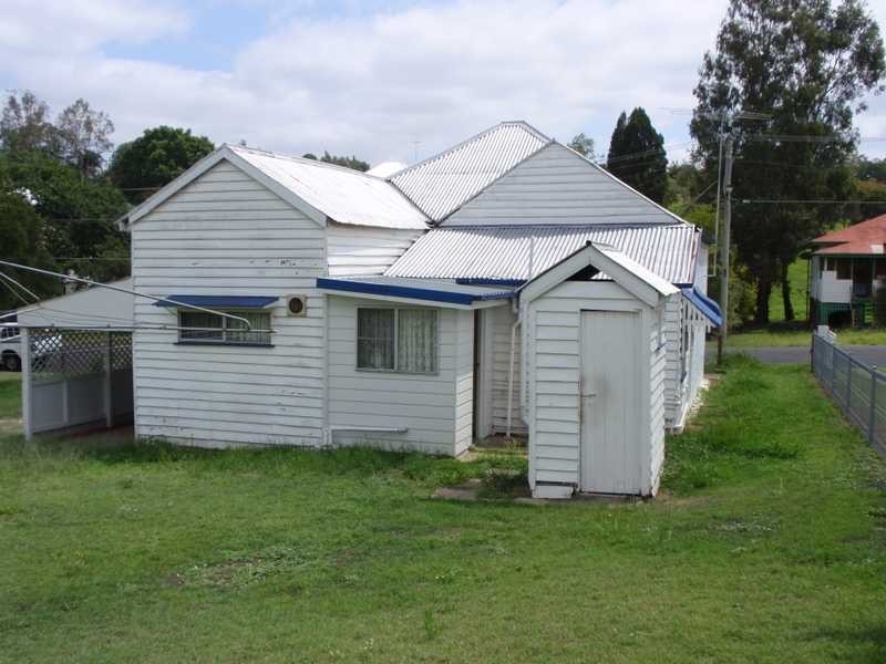 5 Clay Street, West Ipswich QLD 4305