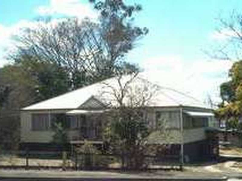 26 Brisbane Road, East Ipswich QLD 4305