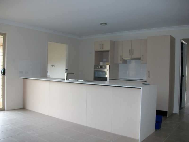 87 High Street, Blackstone QLD 4304
