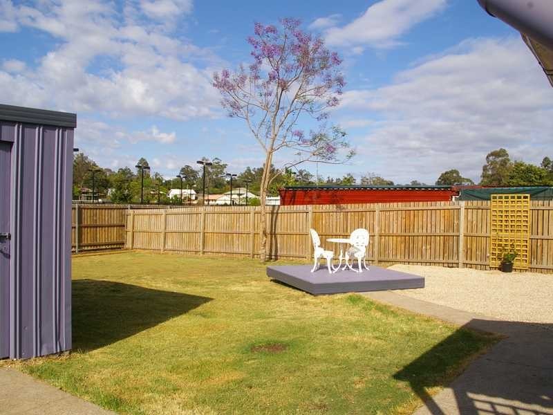 15 Casey Street, Leichhardt QLD 4305