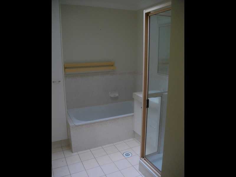 1/95b Jacaranda Street, East Ipswich QLD 4305