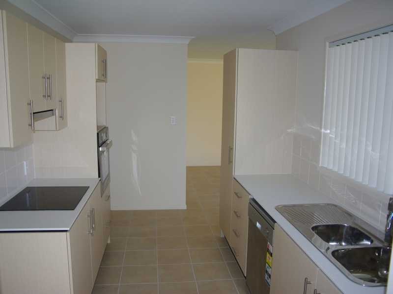 12 Waratah Court, Yamanto QLD 4305