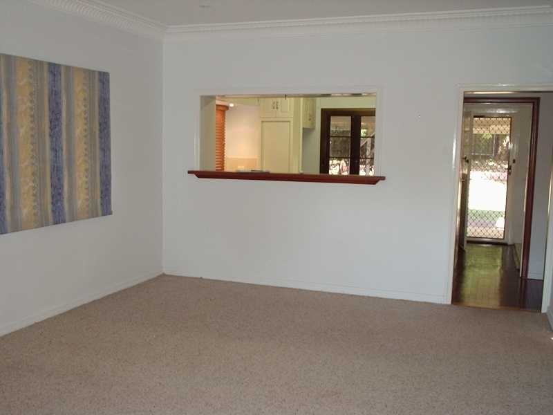 11 Tregair Street, Newtown QLD 4305