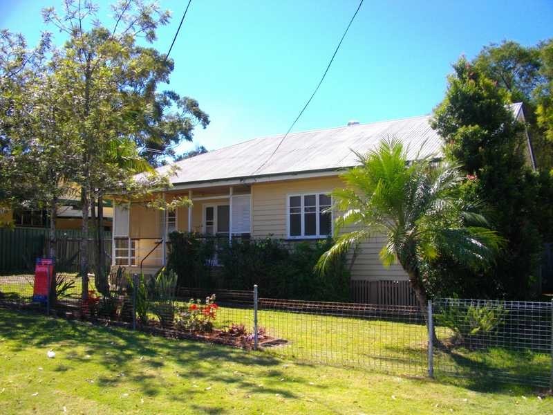 32 Briggs Road, Raceview QLD 4305