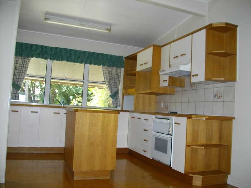 32 Briggs Road, Raceview QLD 4305