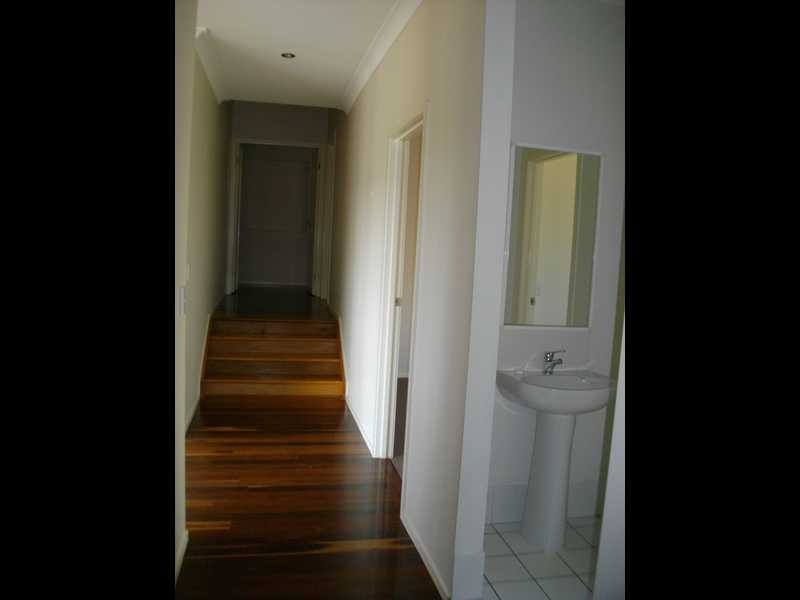 10 Mountain Ash Place, Brookwater QLD 4300