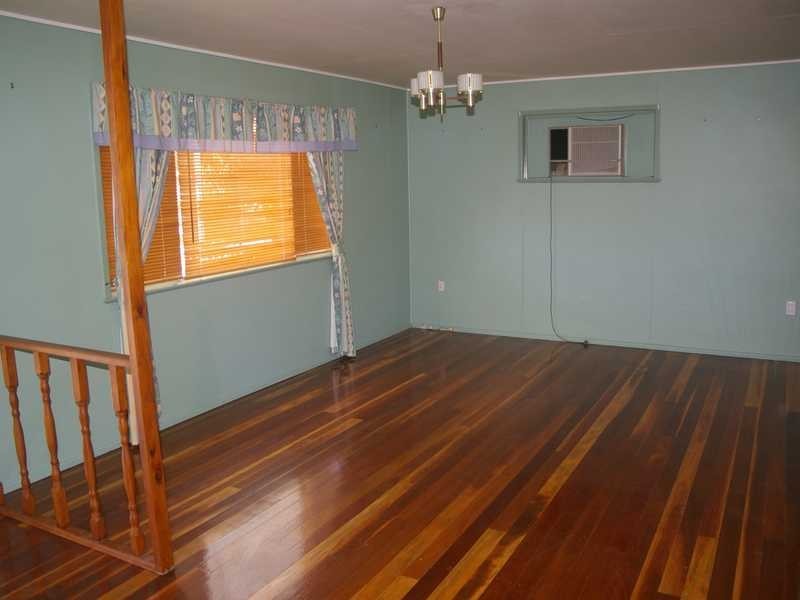 Raceview QLD 4305