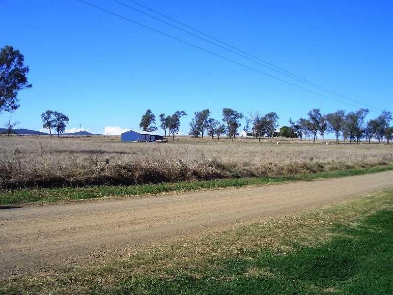 Peak Crossing QLD 4306