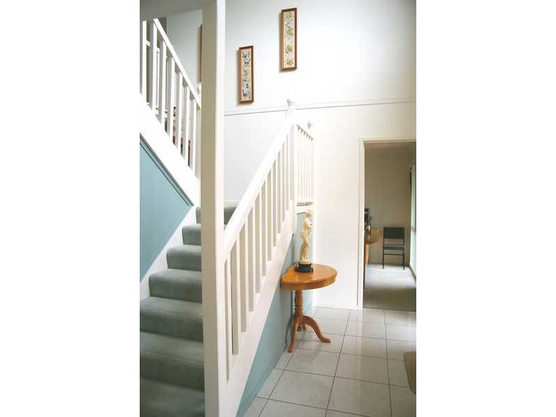 6 Walter Street, Blackstone QLD 4304