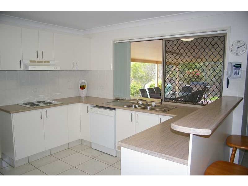 6 Walter Street, Blackstone QLD 4304