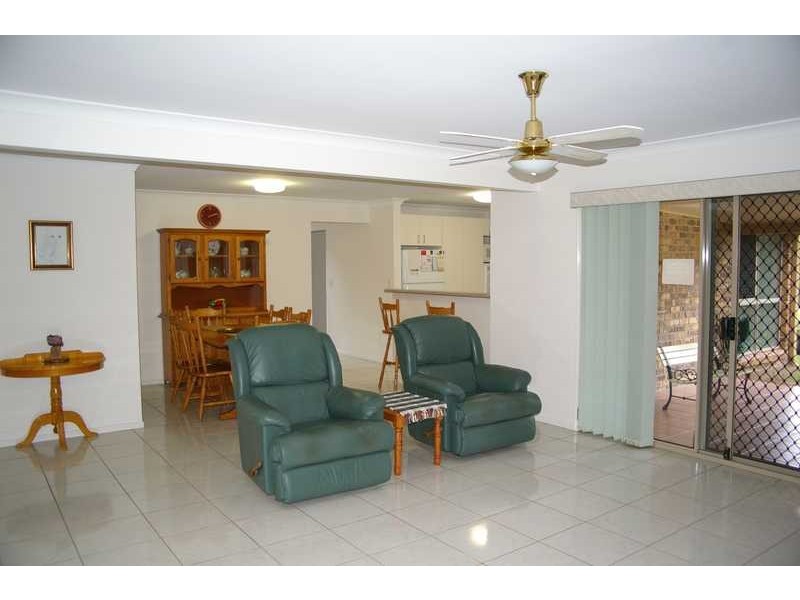 6 Walter Street, Blackstone QLD 4304