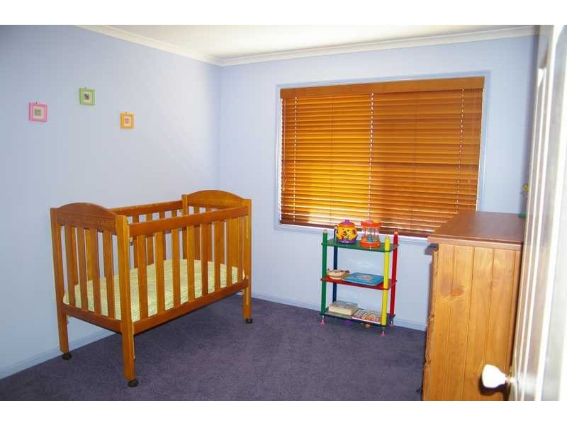 Flinders View QLD 4305