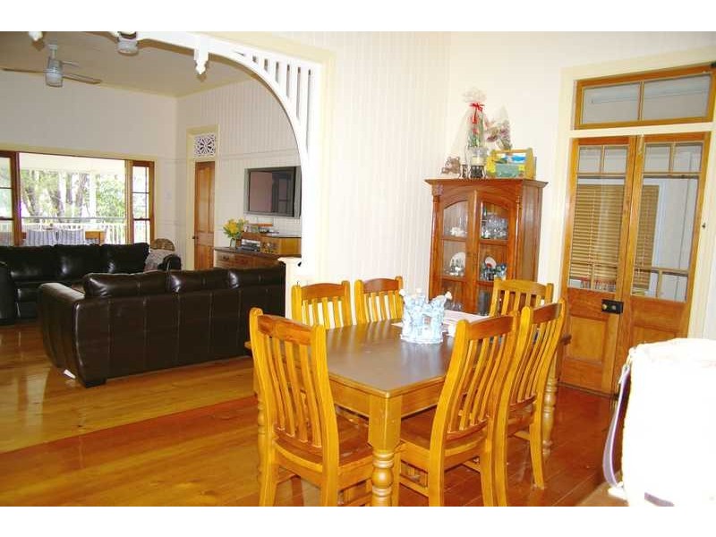 North Booval QLD 4304