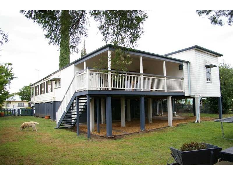 North Booval QLD 4304