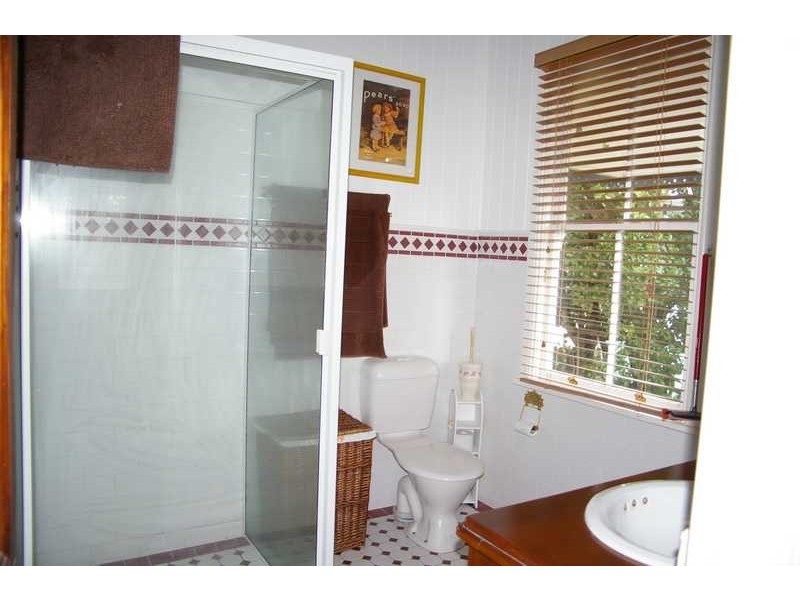 North Booval QLD 4304