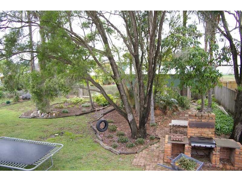 North Booval QLD 4304