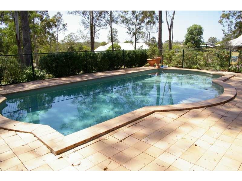 230 Landsdowne Way, Chuwar QLD 4306