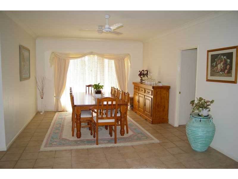 230 Landsdowne Way, Chuwar QLD 4306