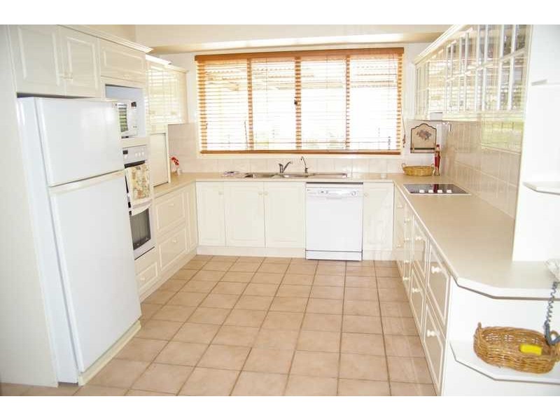 230 Landsdowne Way, Chuwar QLD 4306