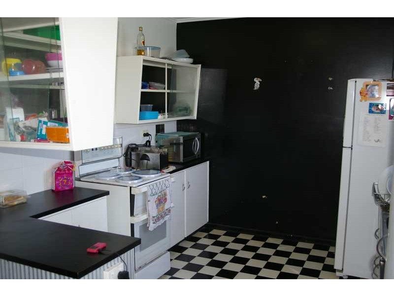 North Booval QLD 4304