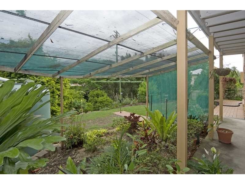 31 Chermside Road, Eastern Heights QLD 4305