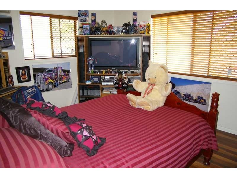 1 Scotts Road, Ripley QLD 4306