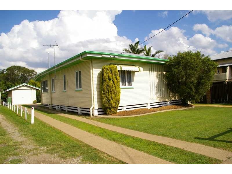 Booval QLD 4304