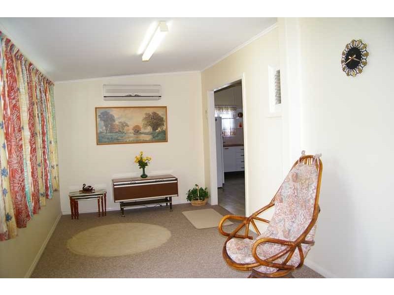 Booval QLD 4304