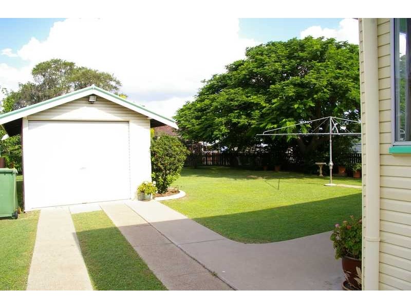 Booval QLD 4304