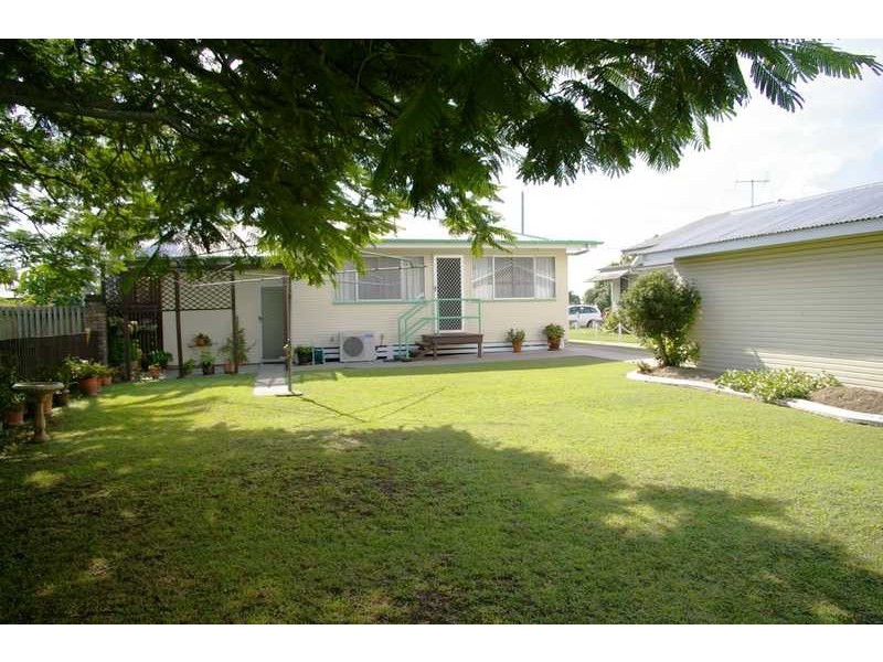 Booval QLD 4304