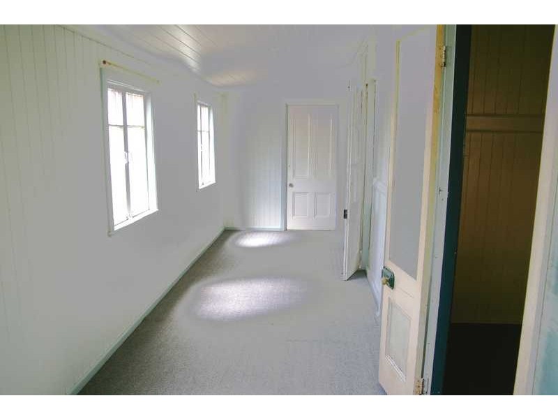 North Booval QLD 4304