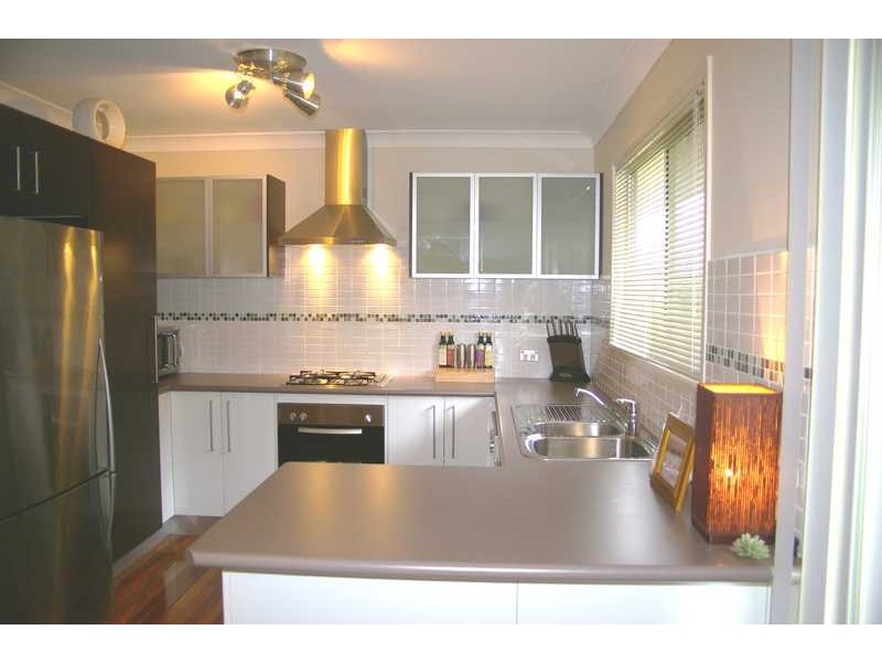 Flinders View QLD 4305