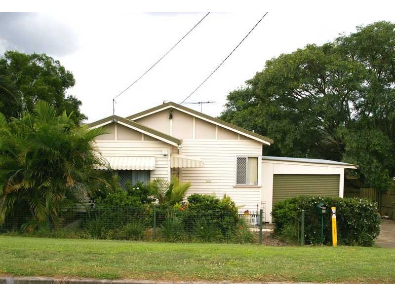 Silkstone QLD 4304