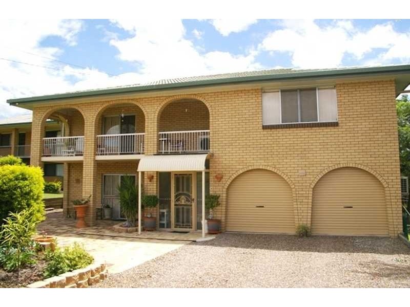 Yamanto QLD 4305