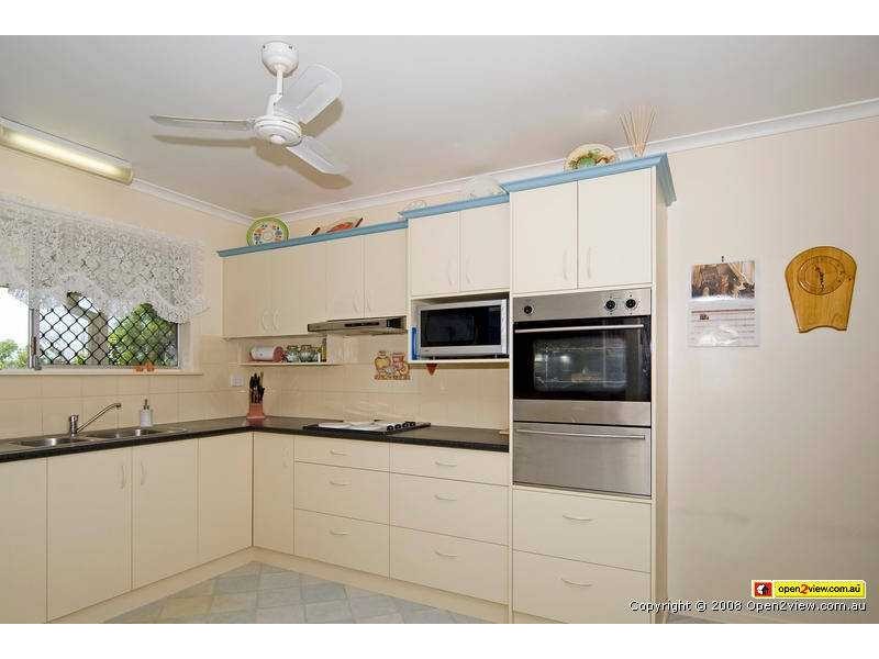 Yamanto QLD 4305
