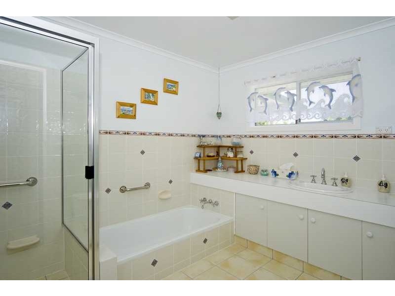 Yamanto QLD 4305