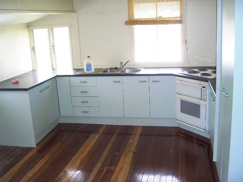 Blackstone QLD 4304