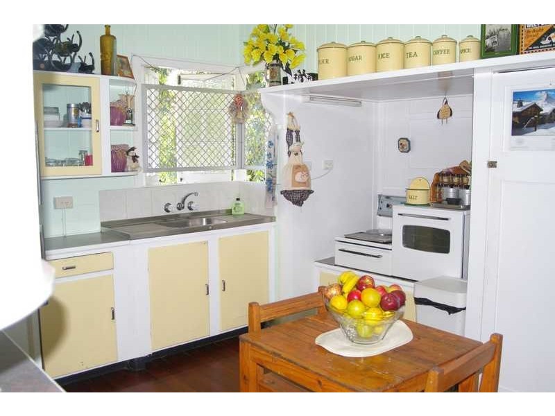 North Booval QLD 4304