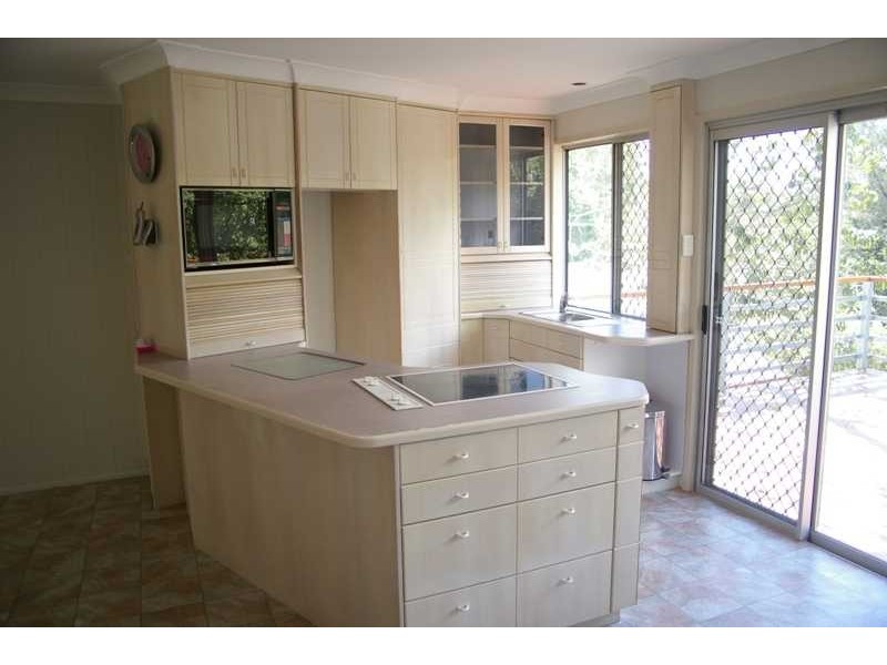 4 Vera Street, Churchill QLD 4305