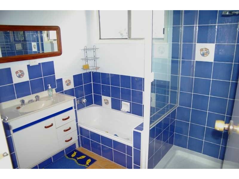 4 Vera Street, Churchill QLD 4305