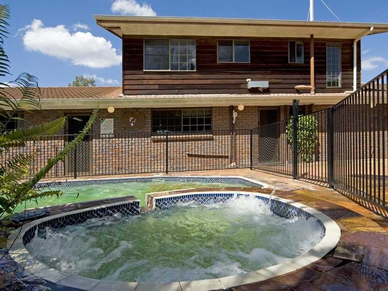 Camira QLD 4300