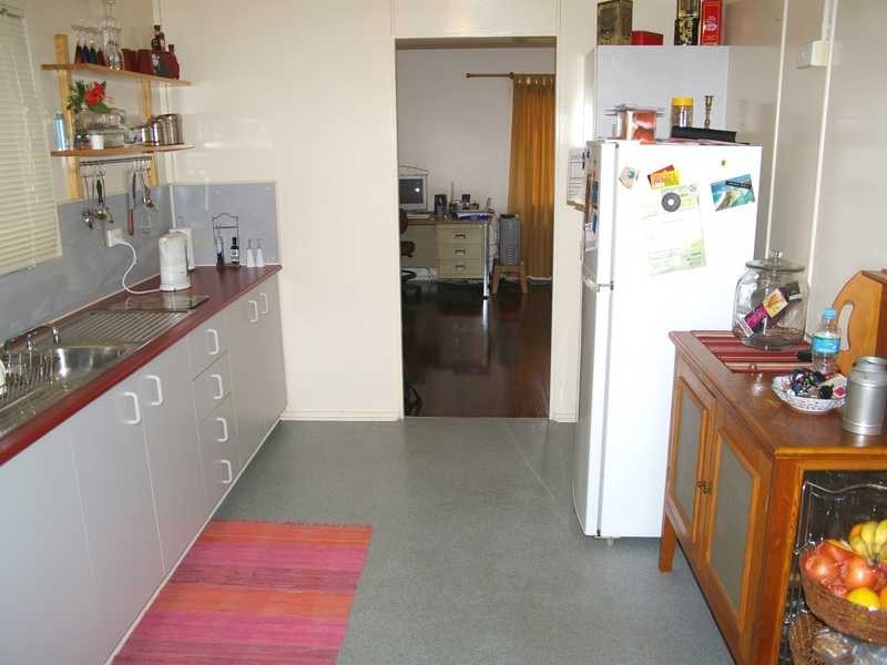 99 Diamond Street, Riverview QLD 4303