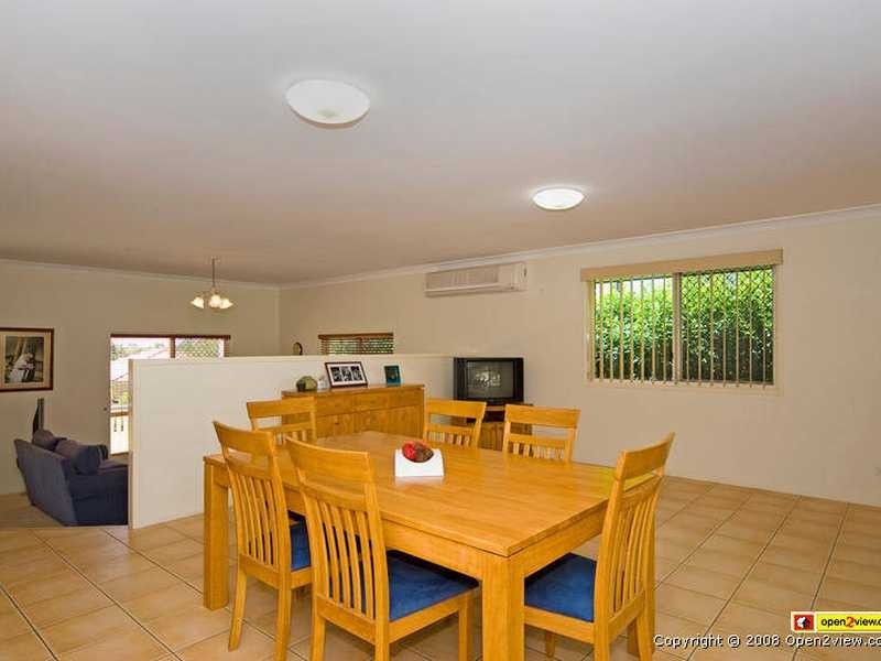 Flinders View QLD 4305