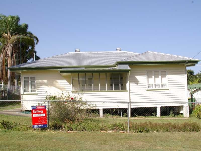 Silkstone QLD 4304