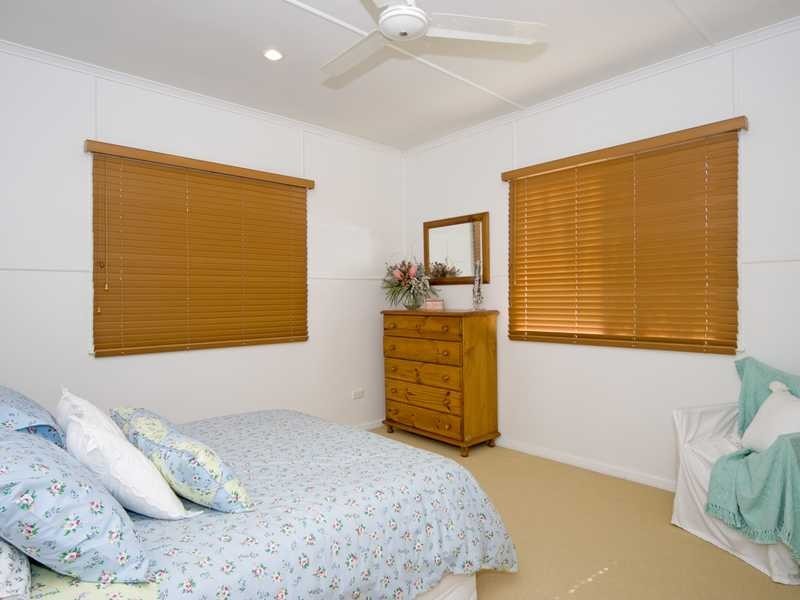 94 Whitehill Road, Eastern Heights QLD 4305