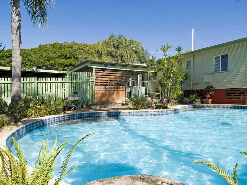 94 Whitehill Road, Eastern Heights QLD 4305